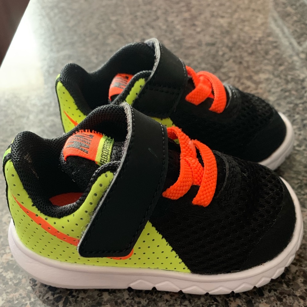 Infant Nike